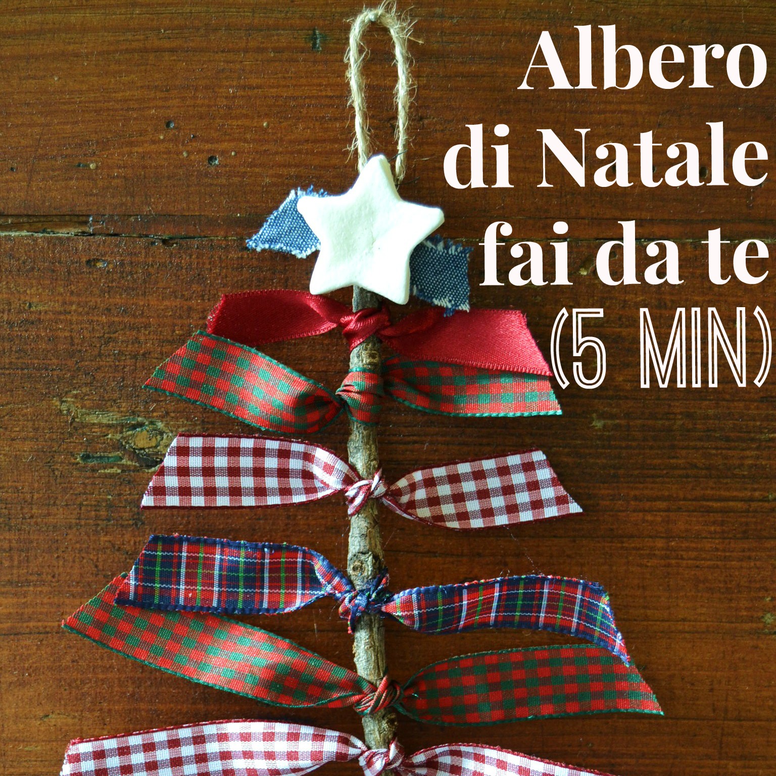 Fili Colorati Per Albero Di Natale