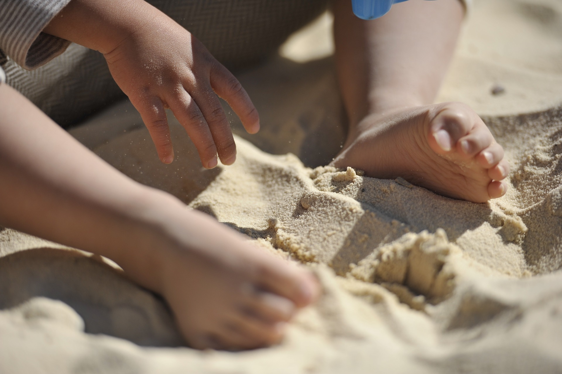 spiaggia-di-sabbia-per-bambini