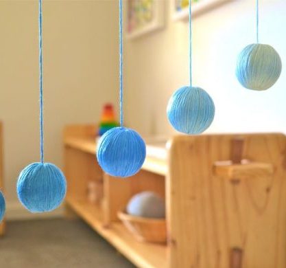 giochi per neonati 5 mesi montessori