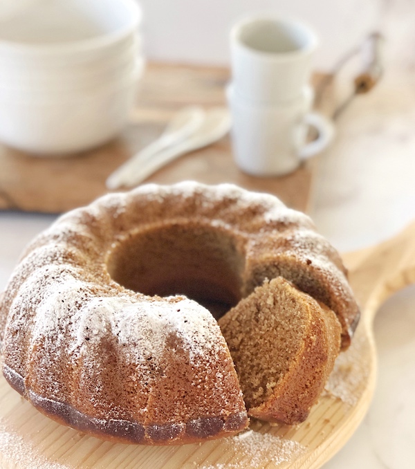 Ciambella-acqua-senza-uova-latte-burro