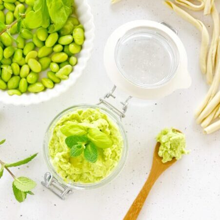 pesto-di-edamame-menta-basilico-vegano